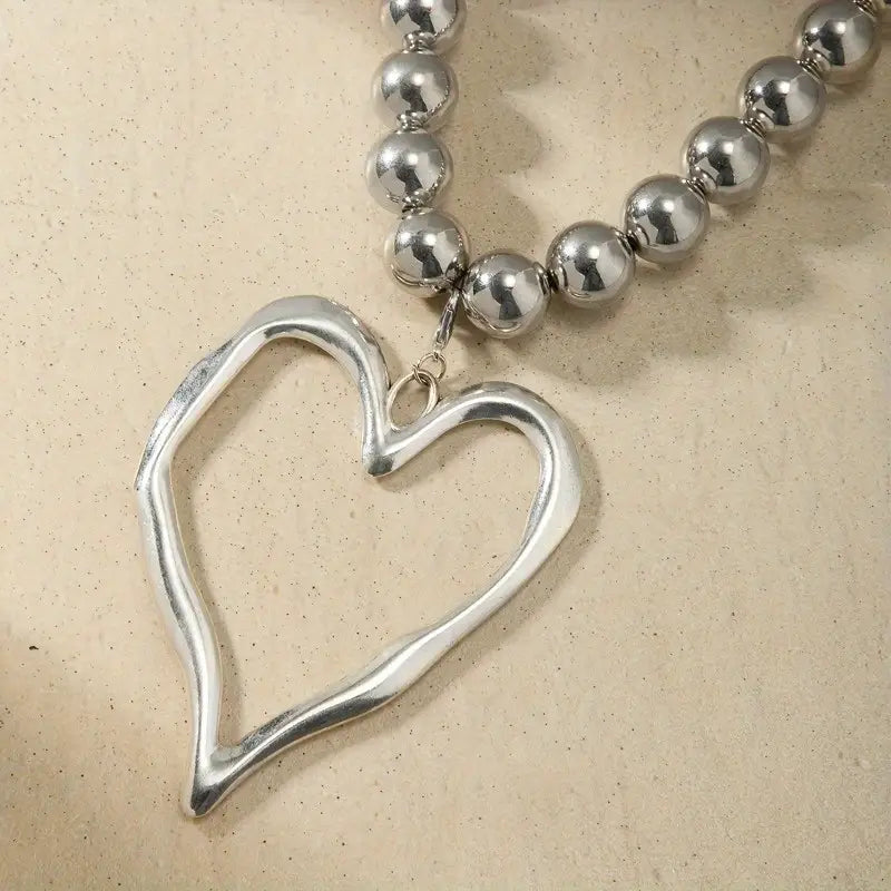 Bold Heart Pearl Necklace