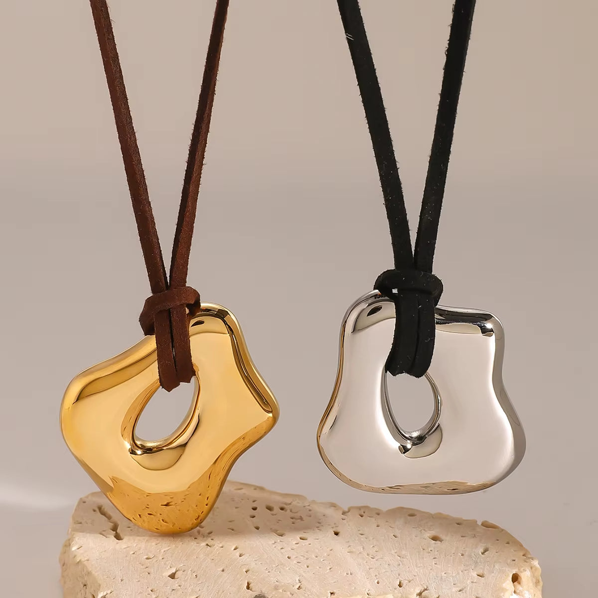 Irregular Shape Rope Lariat Necklace