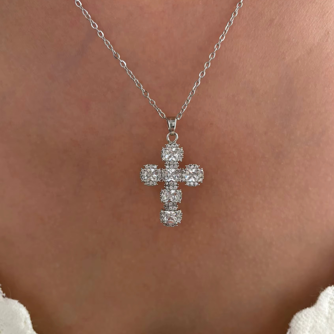 Diamond Cross Link Chain Necklace