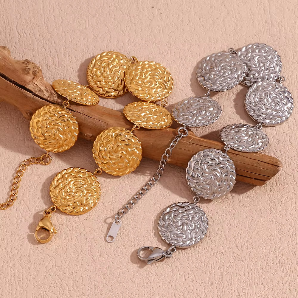 18K Chunky Textured Circle Bracelet