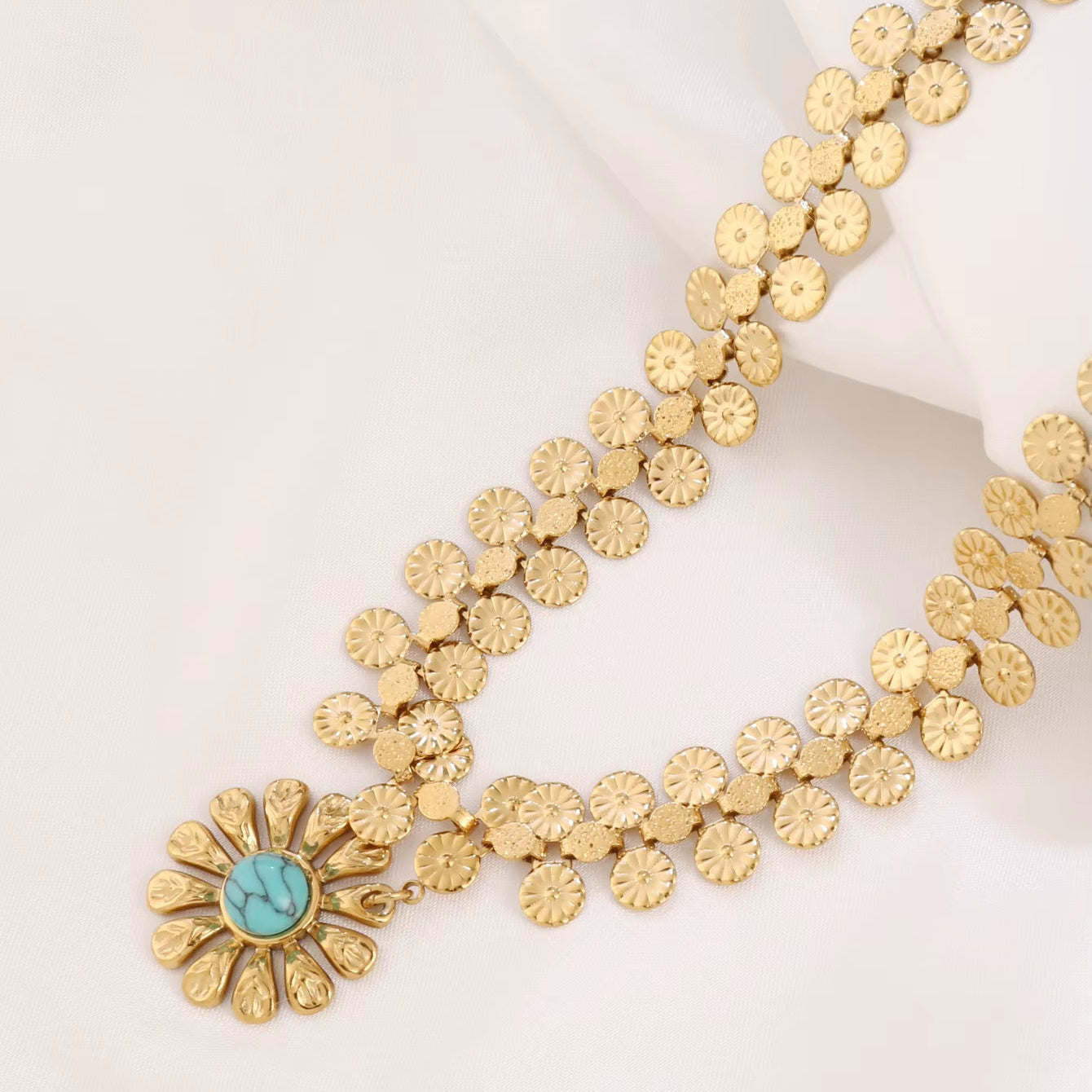 Natural Flower Stone Necklace