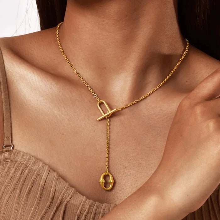 Modern Toggle Chain Necklace