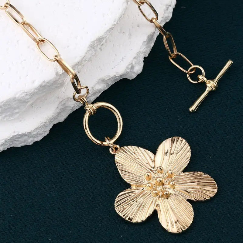 Floral Toggle Necklace