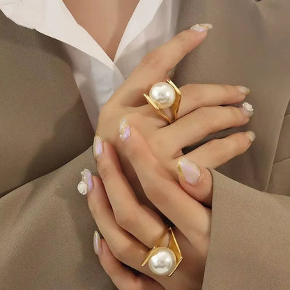 Y Shaped Pearl Ring
