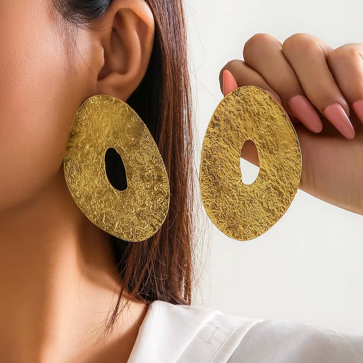 Giant Circle Stud Earrings