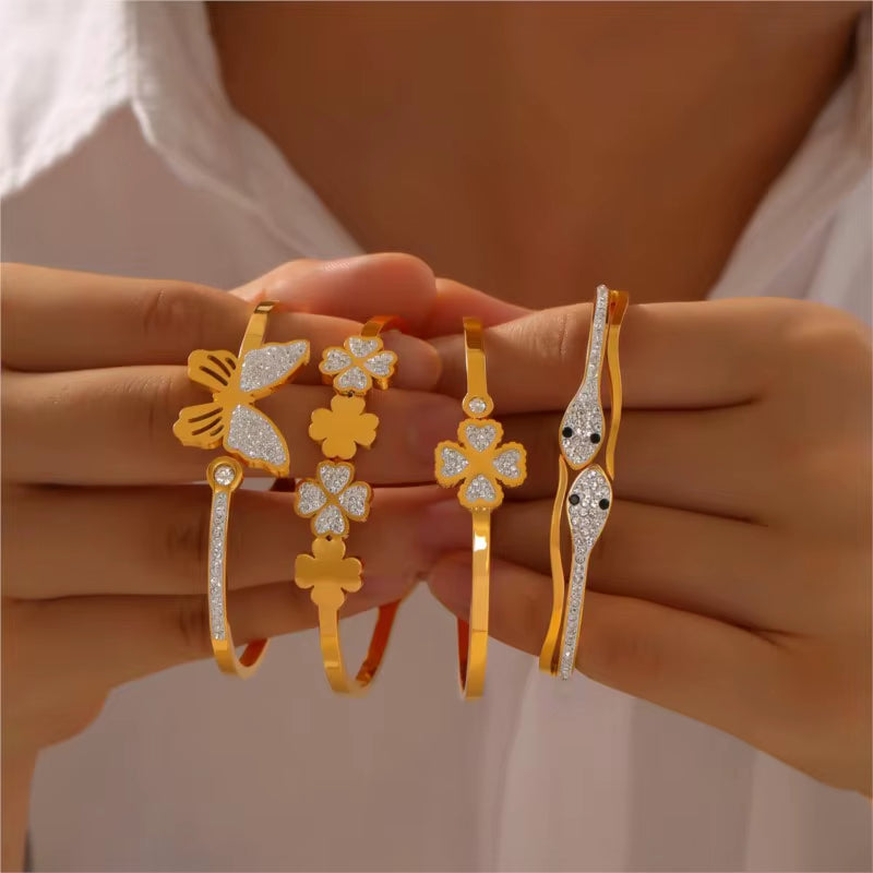 Butterfly Snake Clover Bracelet Set