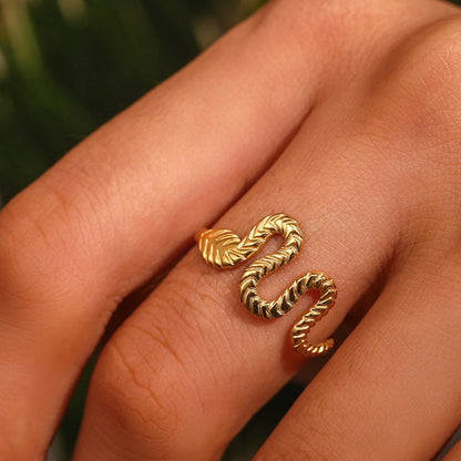 Pattern Snake Ring