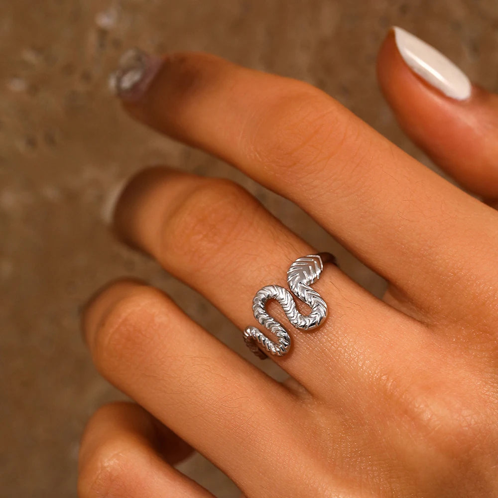 Pattern Snake Ring