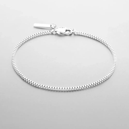 🎁 Unisex Minimal Bracelet (100% Discount)