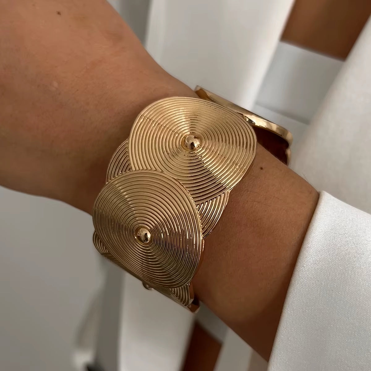 Aesthetic Pearl Spring Bracelet Stack