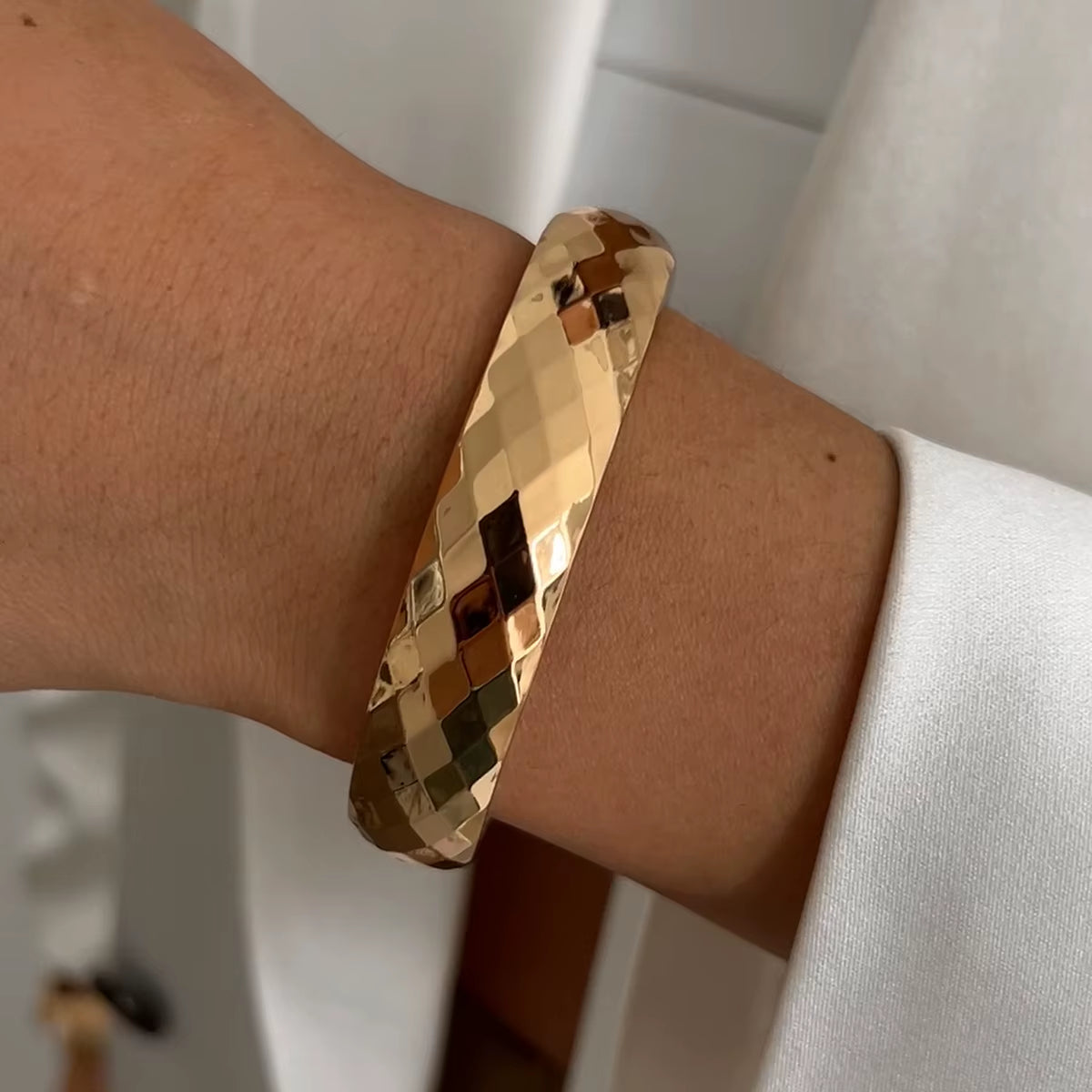 Aesthetic Pearl Spring Bracelet Stack